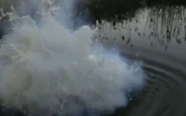 Các P-friend thấy màn bắn nước này có ưng ý không? Người ướt hết rồi!