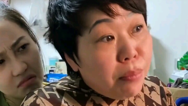 Tình chị em thắm thiết của mẹ