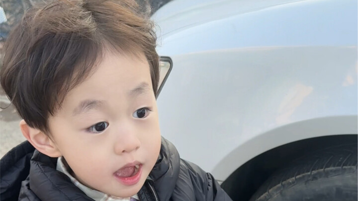 Sudut pandang bayi: Ketika anak kecil membeli jajanan di Korea Selatan