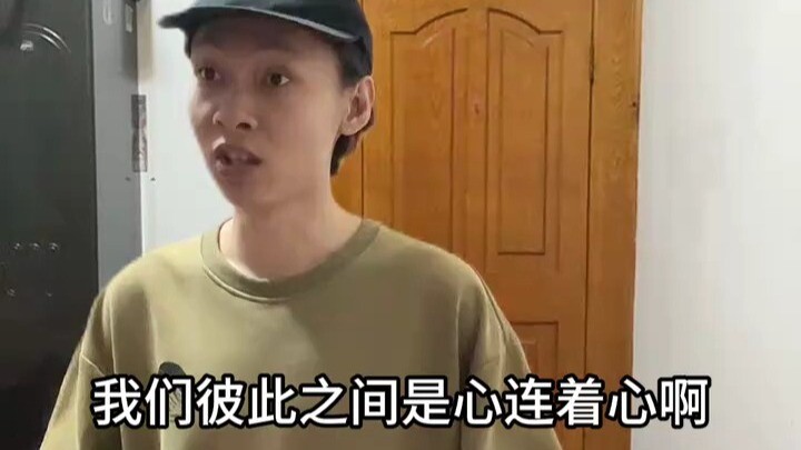 زملاؤك في التدريب العسكري، وأنت الذي تمشي معهم بشكل متناغم