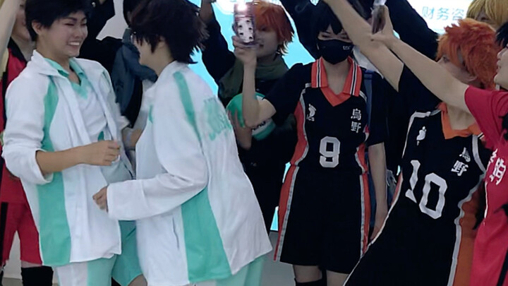 真的好炸裂但我喜欢