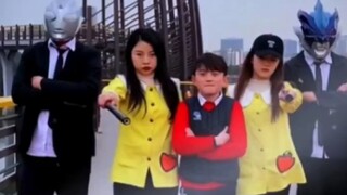 Ultraman ini adalah pengawalku