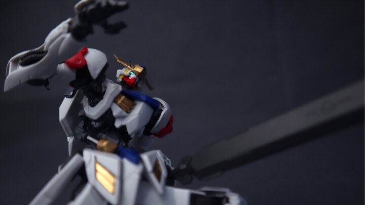 [PoseShow/Completion Report] The most powerful feeling you can see - HG Barbatos Sirius