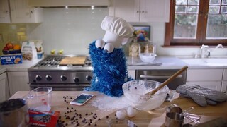 Cookie Monster Siri Commercial
