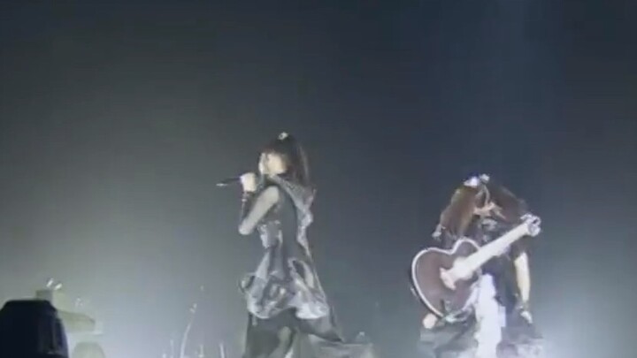 ( 3 ) | BABYMETAL | Shine | BABYMETAL ARISES – BEYOND THE MOON – LEGEND M