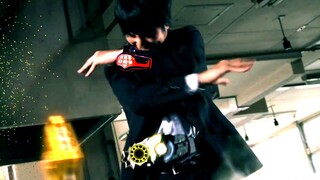 猫 爸 变 身 时 间 火 焰