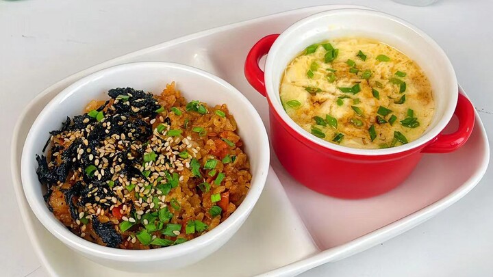 Học cách ăn qua loa của dân công sở: Cơm trộn mỡ lợn & trứng hấp (bằng lò vi sóng)