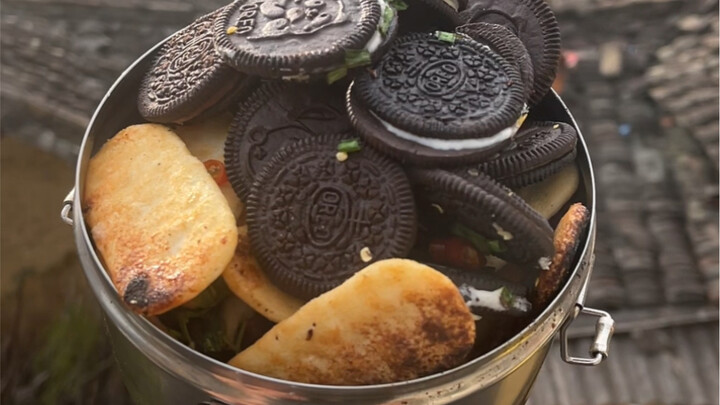 Nhạc nổi lên, món ngon xuất hiện!