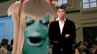 Khi bạn bị dán tem tại một hội nghị truyện tranh