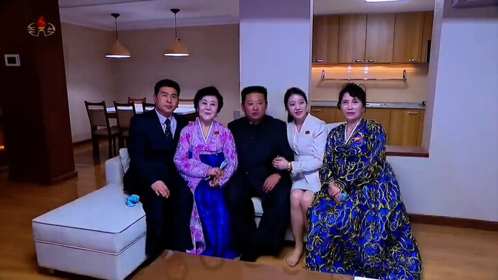 The General allocated a modern, fully renovated villa to the renowned broadcaster Ri Chun-hee. Overj