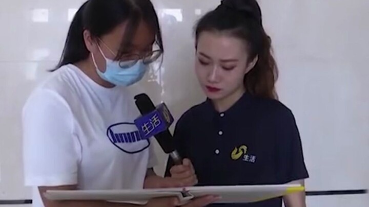 Tốn vài nghìn để đặt làm album ảnh sinh nhật, vậy mà trên đó toàn là những câu tiếng Anh mang lời ng