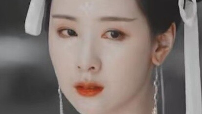 This scene is so atmospheric! She's a villain, yet she possesses a divine nature of compassion for a