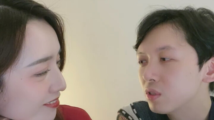 คืนนั้นตอนดึกระหว่างไลฟ์ มีเพื่อนคนหนึ่งถามฉันคำถามหนึ่งข้อ