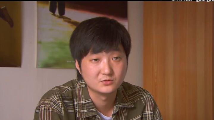 ภาพยนตร์และโทรทัศน์: เด็กยากจนไม่มีเงินพอที่จะรับประทานอาหารเช้า แต่โชคดีที่เขาได้พบกับชายผู้สูงศักด