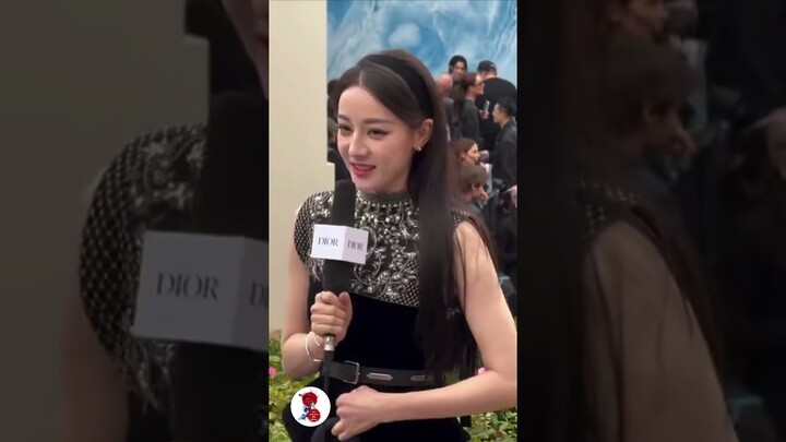 24/09/24 : #ตี๋ลี่เร่อปา ในงานแฟชั่นที่ปารีส ในนามแบรนด์ดัง Dior #ตี๋ลี่เร่อปา #Dilireba #迪丽热巴、