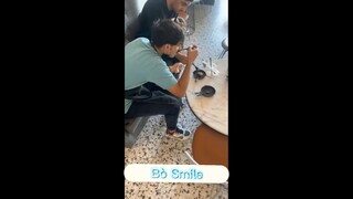 Cười tụt cả cái lưỡi luôn mọi người ạ