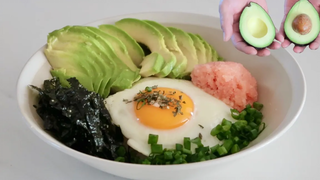 🥑 ข้าวหน้าอโวคาโดเมนไทโกะ