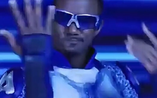 Pahlawan Tua Kembali Sementara untuk Hari Valentine