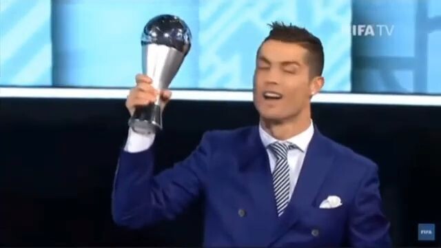 Cristiano Ronaldo Impossible to ignore : link a description