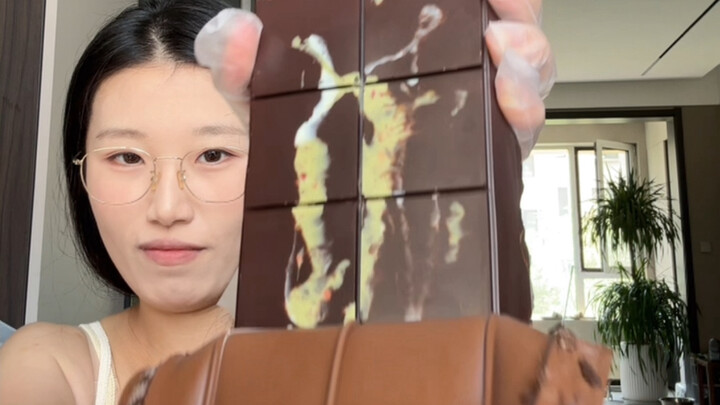 Did you really just whip up Dubai chocolate this easily?