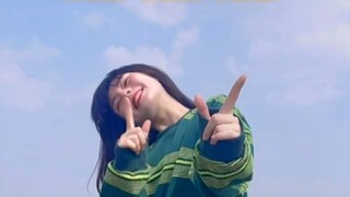 I’m a super cute dumb cookie! Bar Bar Bar~