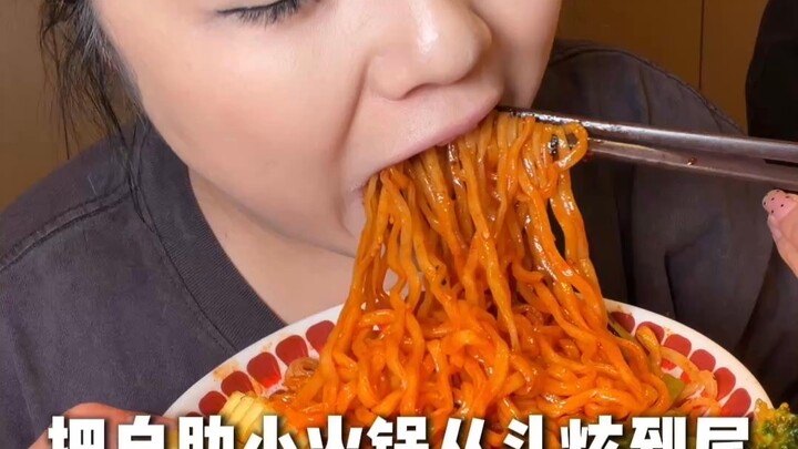 Lagi-lagi makan hot pot buatan sendiri nih, coba lihat apa saja yang enak kali ini