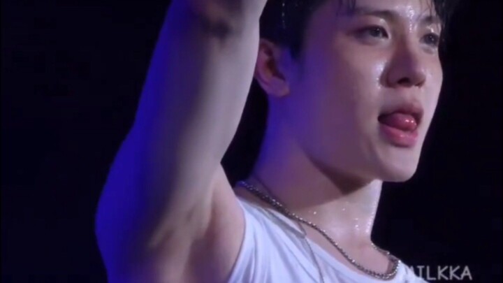 I could watch you everyday😘💞 #TREASURE💎 #Junghwan #teume