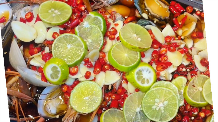 อาเล่อหม่า: เปิดกล่องสุ่มอาหารทะเลจากไทยจะเป็นยังไงนะ?