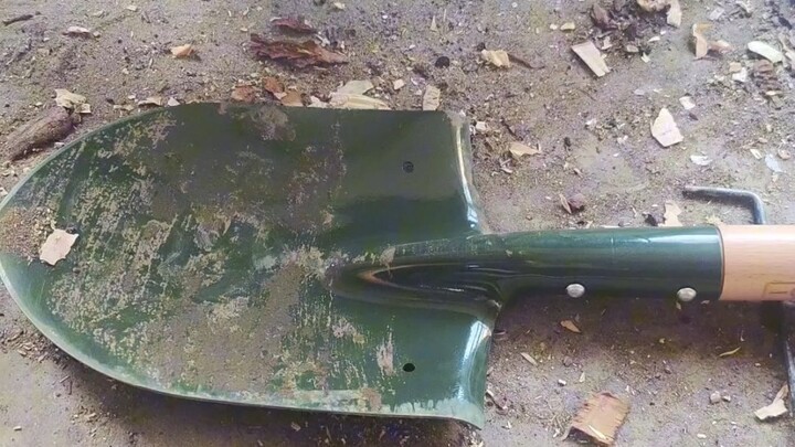 Alat di Dunia Pasca-Apokaliptik: Sekop Bantuan 205