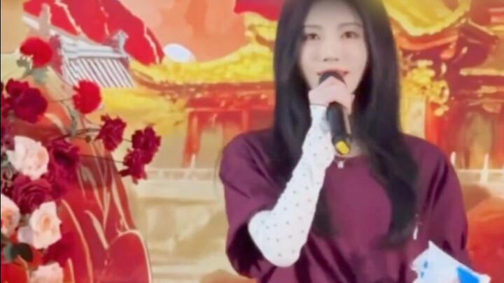 Ju Jingyi foots the bill for all the promotional support costs of her new drama.