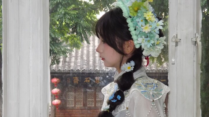 屏幕前面家人们觉得我应该水一期视频吗