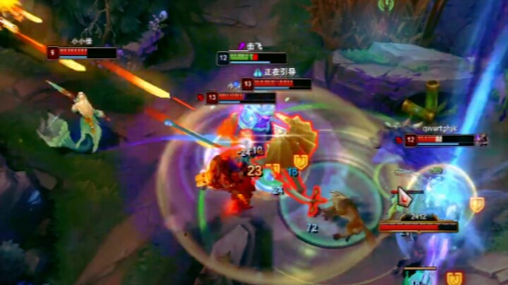 Mở màn 0-4! Anh không sống nổi nữa anh em ơi! Thần linh giáng thế! Tướng chiến thần không thể thiếu 