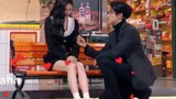 Help! He knelt down on one knee to propose to her! Protect her well! [Wang Hedi x Bai Lu]