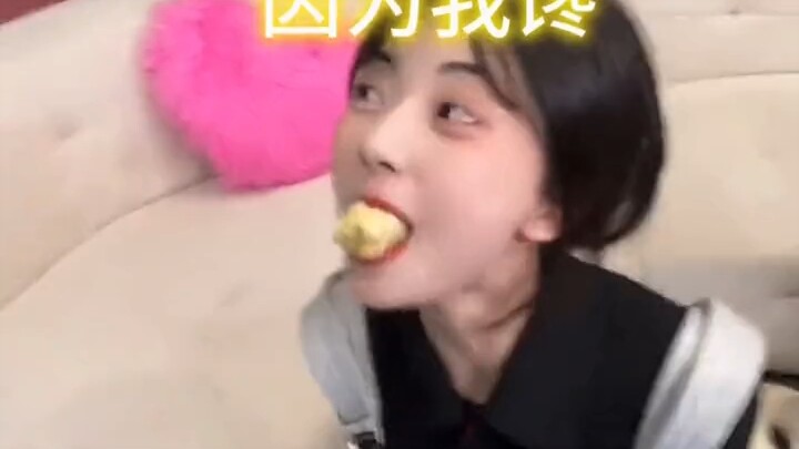 Tại sao không tránh? Vì tôi thèm mà, hahaha