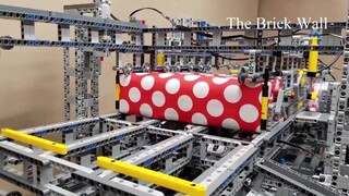 大神用乐高搭建的“大型包装工厂”，还用到了19个电机