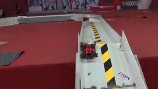 [Edisi ke-9 dan ke-3] Insiden ledakan muncul kembali! Mimpi masa kecil, pertarungan puncak mini 4WD