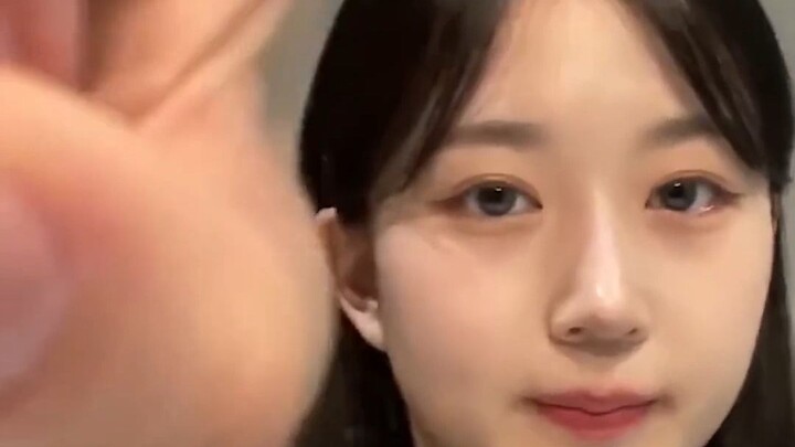 Pernahkah Anda melihat idola yang memukul penggemarnya?