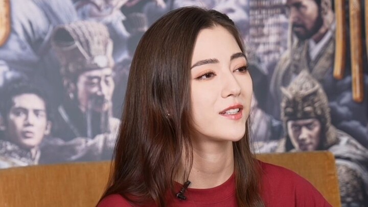 من أجل أداء دور الحيوانية لسو داجي في الجزء الأول من "سجل الآلهة" بشكل جيد، توجهت ناران خصيصًا إلى ح