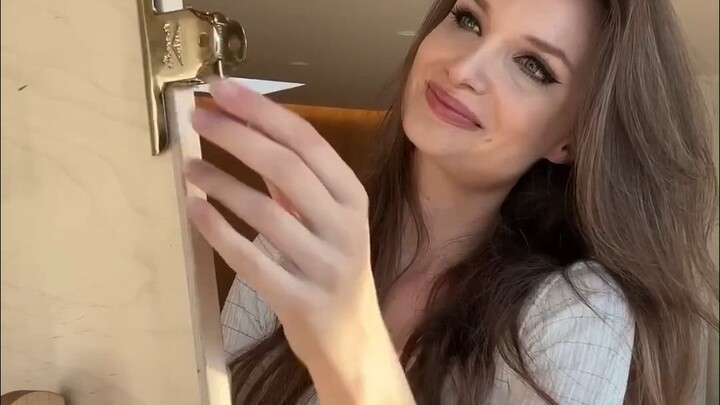 A collection of charcoal drawings by the beautiful painter Silvie Mahdal, so detailed that every str