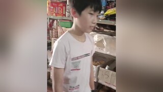 hàihướcvuinhộn CON TRAI ÍT KHI TÂM SỰ VỚI MẸ