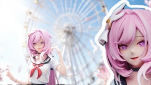 Alicia looks good in anything she wears!