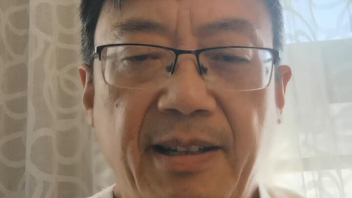 一会儿董大姐，一会儿董小姐！今天就谈董小姐！