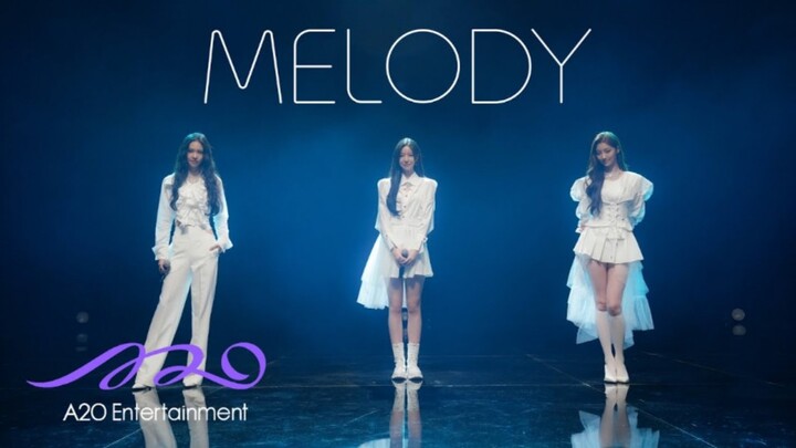 متدربو الشركة الجديدة للي سومان A2O Rookies HTG يقدّمون أداءً حيًّا لأغنية «MELODY»