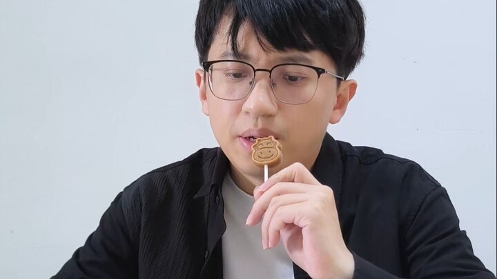 Tentu saja aku nggak makan cuma demi kamu.