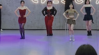 [Gai Gai] ฉันเกิดมาเปลือยกาย และเธอคือคนโรคจิต / (G)I-DLE - Nxde Class Video