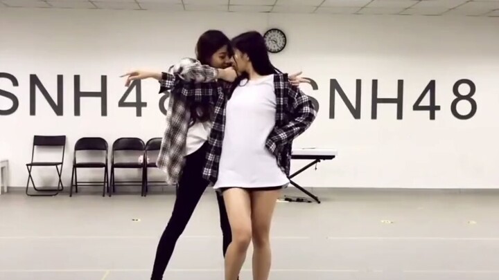 [Mèo đen] Dần dần trưởng thành và dần trở nên tốt hơn~