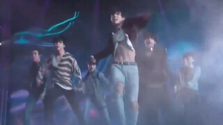 Every Jungkook Shirt Lift Fake Love