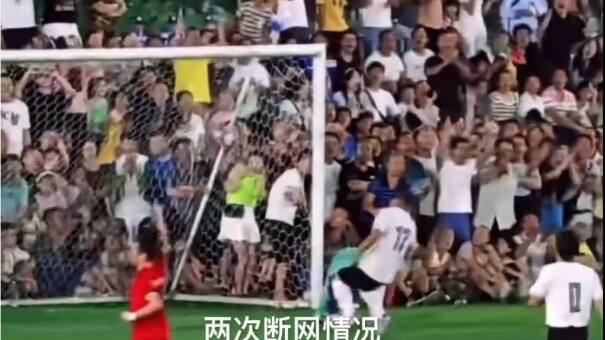 Không ai có thể ngăn cản Lễ hội Bóng đá Làng Chao vươn ra thế giới.
