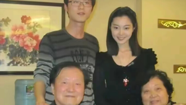 Song Yi adalah dirinya sendiri, bukan milik siapa pun