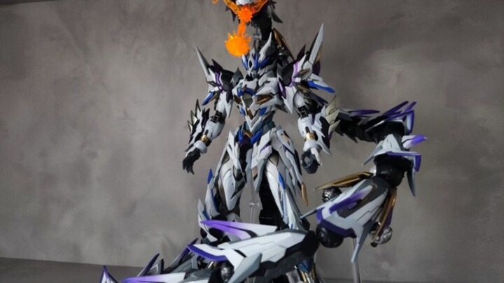 Ao Bing mengubah warnanya dan menyelesaikan hamburan bunga